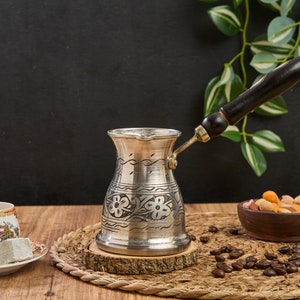 Cafetière en cuivre compatible avec les cuisinières à induction, cafetière Cezve Briki turco-arabe, cafetière sur plaque de cuisson