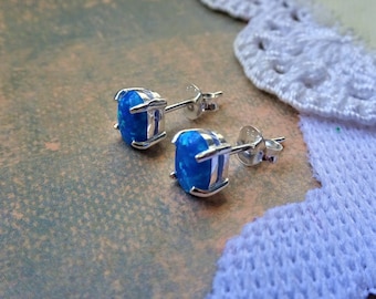 Boucles d'oreilles ovales en argent sterling 925 et opale bleue My S Collection