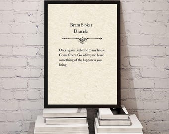 Deja algo de la felicidad que traes: Lámina con cita de Drácula de Bram Stoker, póster de literatura gótica