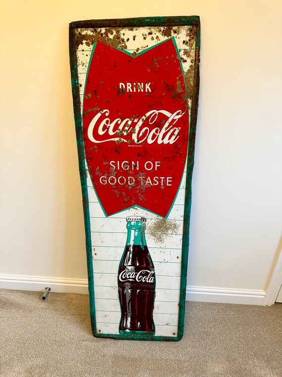 A Rare Authentic Retro Vintage Mid-20th Century USA Coca Cola Tin