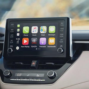 Apple Carplay und Android Auto Aktivierung für TOyobera Corolla RAV4 CH-R HILUX Land Cruiser Yaris Camry