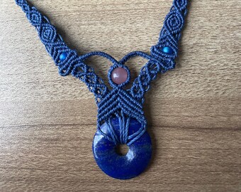 bijoux en micro macrame et lapiz lazuli