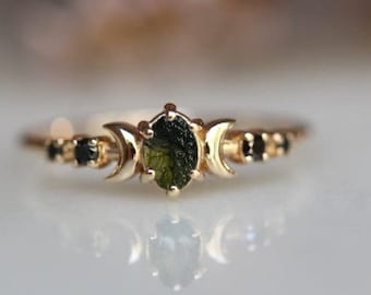 Moldavite Ring, Unique Moldavite Ring, meteorite ring, Authentic Moldavite, Handmade Ring, Christmas gift, SilverRing, gift for her, jewelry