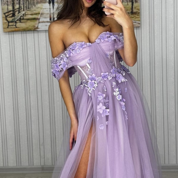 Lavender Off-Shoulder Evening Gown with Floral Appliqué and Thigh-High Slit, Elegant Tulle A-Line Prom Dress, bridesmaid or graduation dress