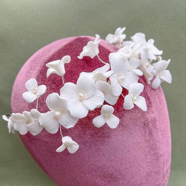 Élégant bandeau de fleurs en pâte polymère - Diadème floral de mariée, couronne de mariée en porcelaine pour mariages. Coiffe florale de mariée, postiche de mariage
