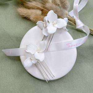 Porcelain Flower Bridal Hair pins - White Floral Hair Pins for Weddings, Wedding Hair pins Bridal Hair Accessories Wedding, Clay bridal pins