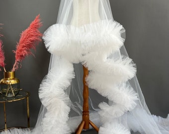 fluffy veil Ruffled Tulle Cathedral Wedding Veil - Romantic Frill Bridal Veil with Ethereal Fluffiness, ruffled edge in soft tulle