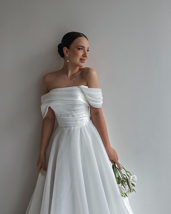 open lace back dress Happy Clothing Kenna White Cape Sleeved Organza Midi Dress