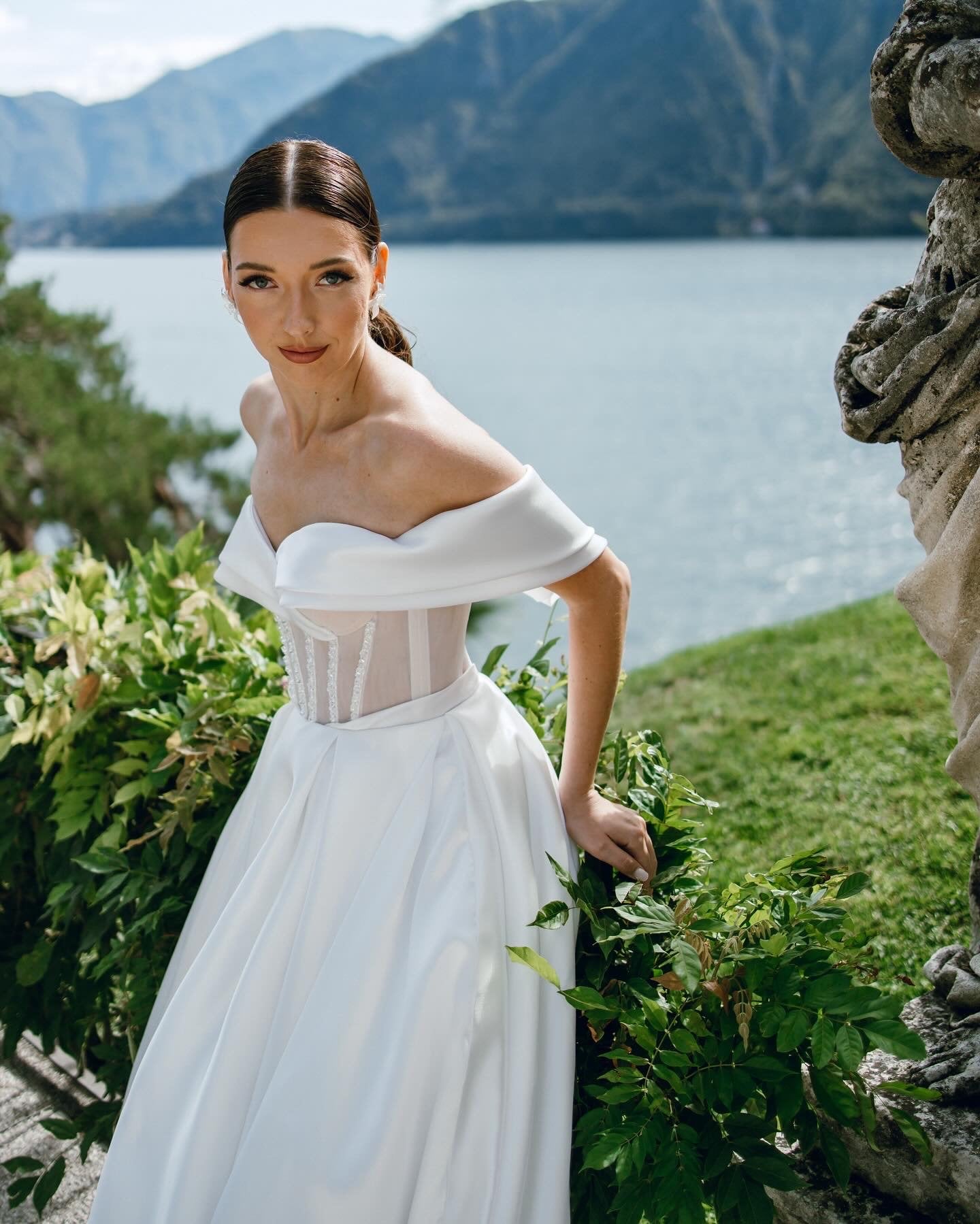 princess white wedding dress White Puffy Ball Princess wedding gown XXXL / White