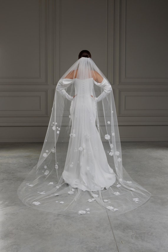 Elegante velo floreale 3D per le spose, lungo velo da sposa a un