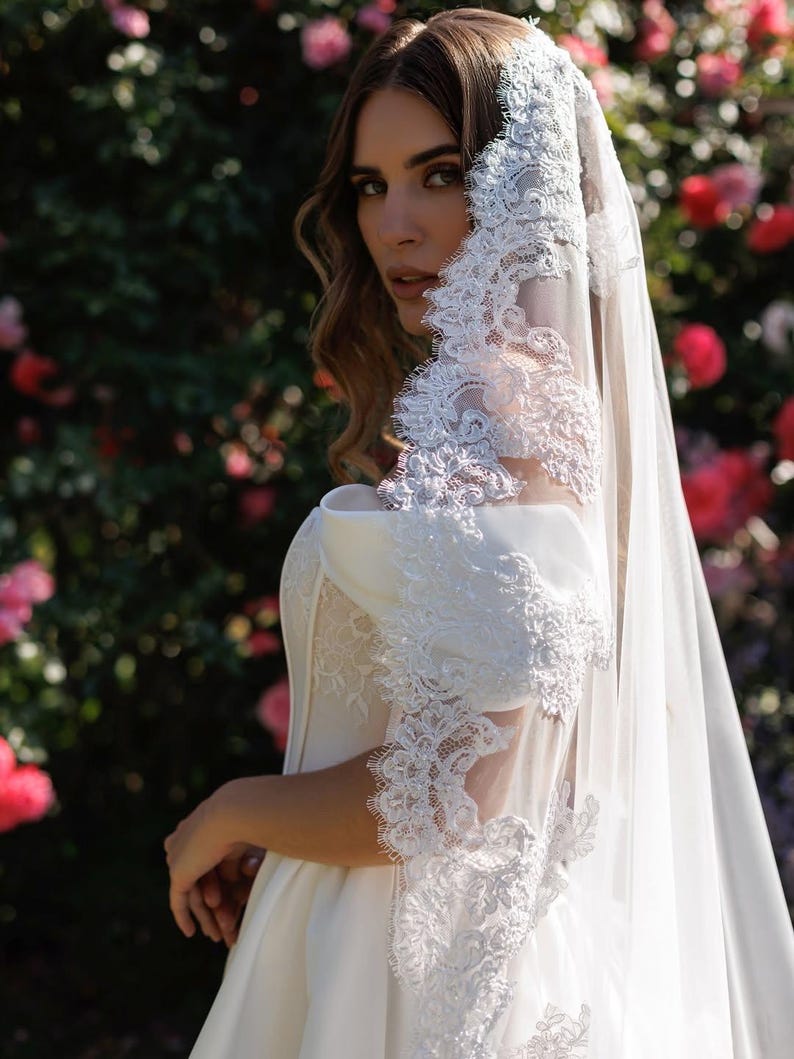 Voile de mariée cathédrale style mantille vintage à franges
