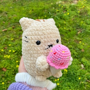 Crochet cat plush, chunky cat, knitted animals, amigurumi cat , pusheen cat