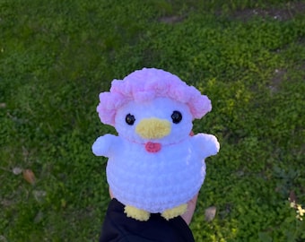 Crochet Duckling Plushie: Handmade Amigurumi Duck with Hat