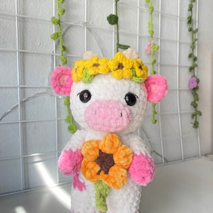 Sunflower cow , Sunflower moo , crochet cow, amigurumi cow , stuffed animals , Sunflower cow plushie, crochet cow plush, handmade gift, gift