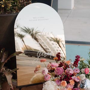 Wedding Welcome Sign Mirror - Arched Wedding Sign - Gold Mirror Acrylic Welcome Wedding Sign - Reception Signage - Wedding Entrance Sign