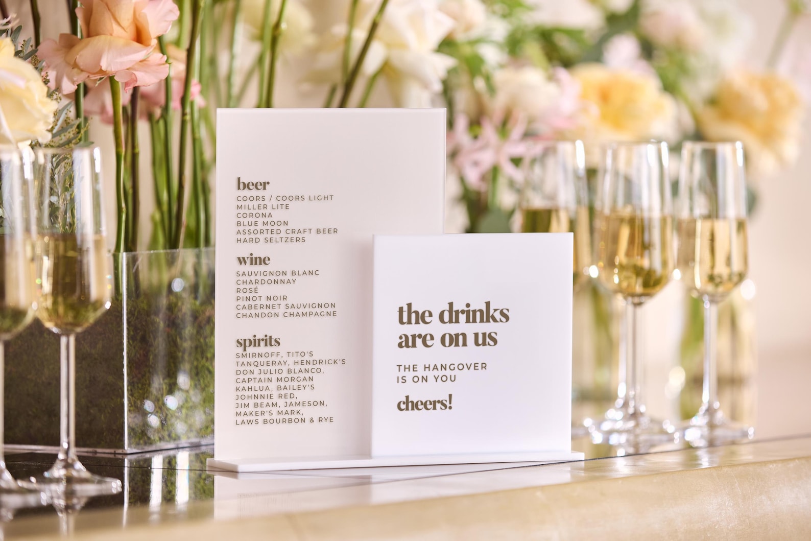 White Beige Wedding Bar Menu - Acrylic Bar Sign for Wedding - Custom ...