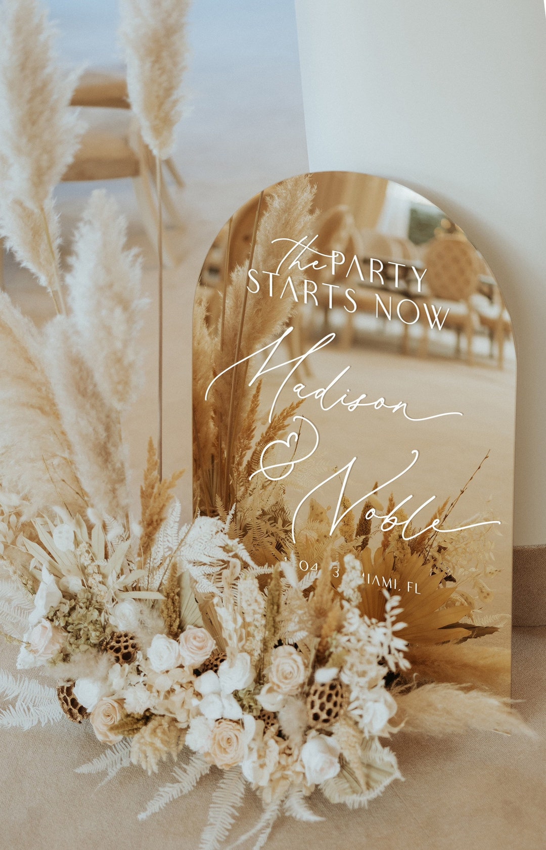gold-mirror-welcome-sign-wedding-wedding-welcome-sign-wedding-signage