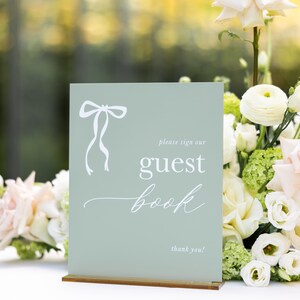 Juego de 3 letreros acrílicos - Letrero de boda verde salvia con lazo - Libro de visitas de acrílico, tarjetas y regalos, Letrero "En memoria amorosa" - Decoración de mesa de boda con cinta