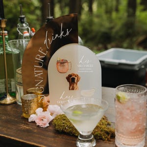 Letrero de barra con espejo dorado para bodas - Bebidas de autor en acrílico - Menú de barra de boda esmerilado - Letrero de bebidas para recepción