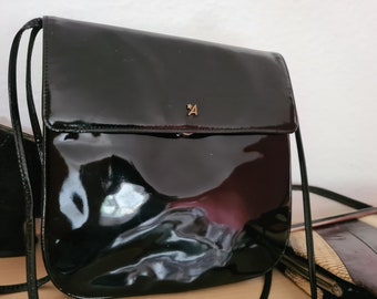 Assima 80s patent leather shoulder bag