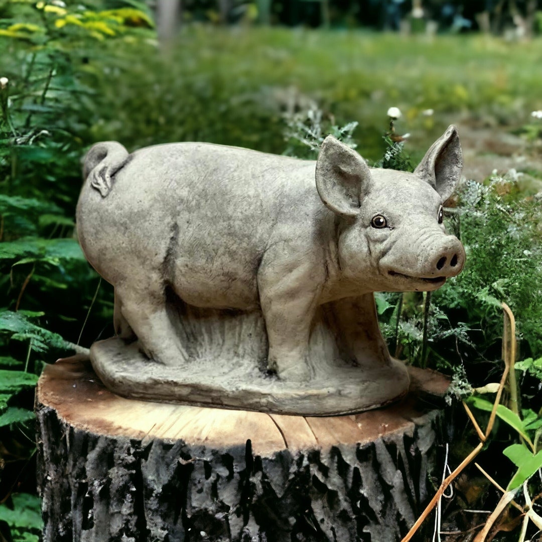 Concrete Pig Statue Standing Farm Pig Sculpture Outdoor Handmade Pig