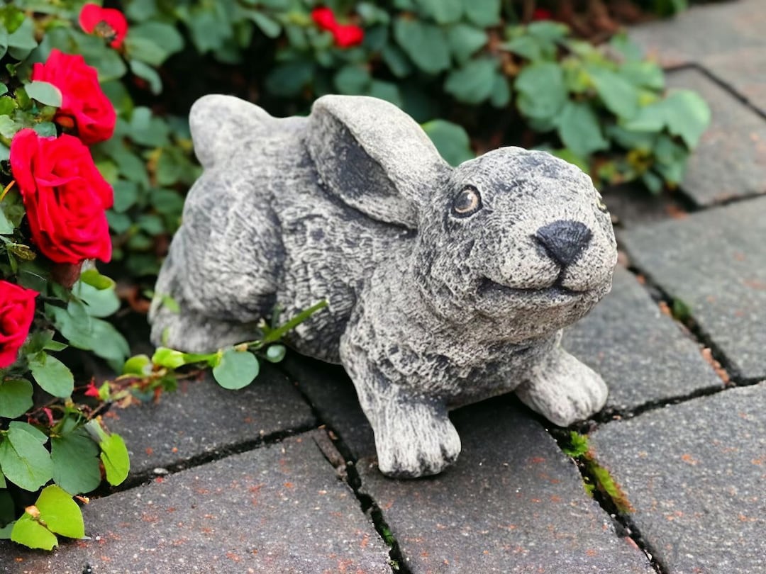 Lop Furry Concrete Bunny Figure Concrete Running Rabbit Sculpture ...