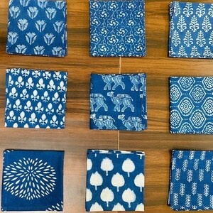 200 Stück Indigo Hand Block Print Stoffservietten Lot, indischer Boho Stil Baumwolle Tisch Servietten für Hochzeit / Party / Abendessen.