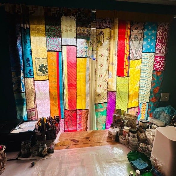 Vente en gros lot de vintage indien vieux sari en soie multi couleur à la main patchwork rideau porte drapé fenêtre décor à la maison rideau recyclé