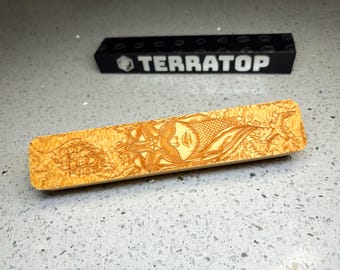 Dice Vault | for DND & Tabletop RPGs | RPG Dice | Dungeon Master Gift | Dice Box | Baton 'Starfish Face' Magnetised Dice Box