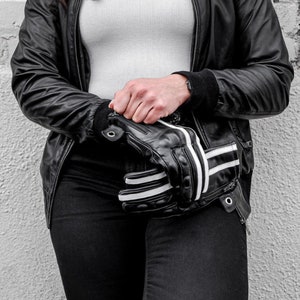 Timeless Motorcycle Gloves Moto Gal Gear Black & White Race Protection CE Certified Touch Screen Moto Glove Riding