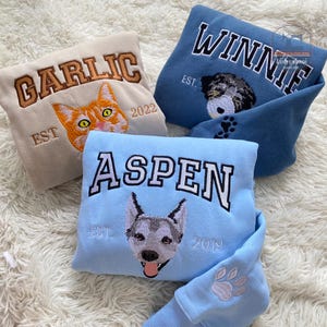 Personalized Pet Face Embroidered Sweatshirt, Custom Dog and Cat Hoodies from Photo, Unique Gifts for Pet Lovers, Christmas Gift