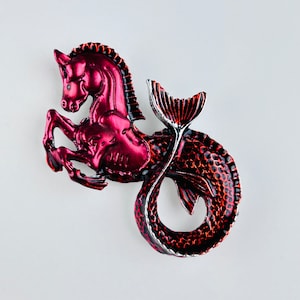 Pferd und Fisch Broschen Pins ~ Hippocamp Wasserpferd Merpferd Emaille Broschen Pins ~ griechische Fabelwesen