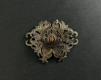 Vintage-Inspired Art Nouveau Pomegranate Brooch Pin - Exquisite Intricate Detail