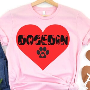 Camiseta Dog Mama, camiseta Dunedin Florida, presente para mãe, dia das mães, presente para amigo, camisa de viagem, roupas, camiseta para mãe de cachorro, presente para amante de cachorro