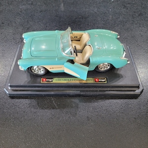 4 x burago die-cast Model cars