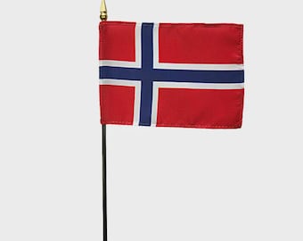 Norway Miniature Desk Flag, 4"x6" National Flag with Base