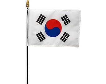 South Korea Miniature Table Flag, 8x12 Inch, with Black Staff