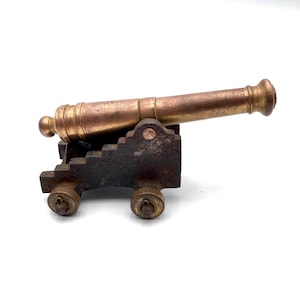 Brass Barrel Replica Cannon on Cast Iron Cart Brass Wheels, Militaria, Vintage Penn Craft USA Desktop Cannon, Civil War Naval, 5.5" x 2.75"