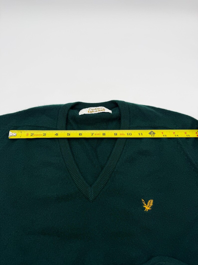 Jersey de cachemir vintage Lyle & Scott con cuello en V, color verde, talla 48/117 (XXL). imagen 11