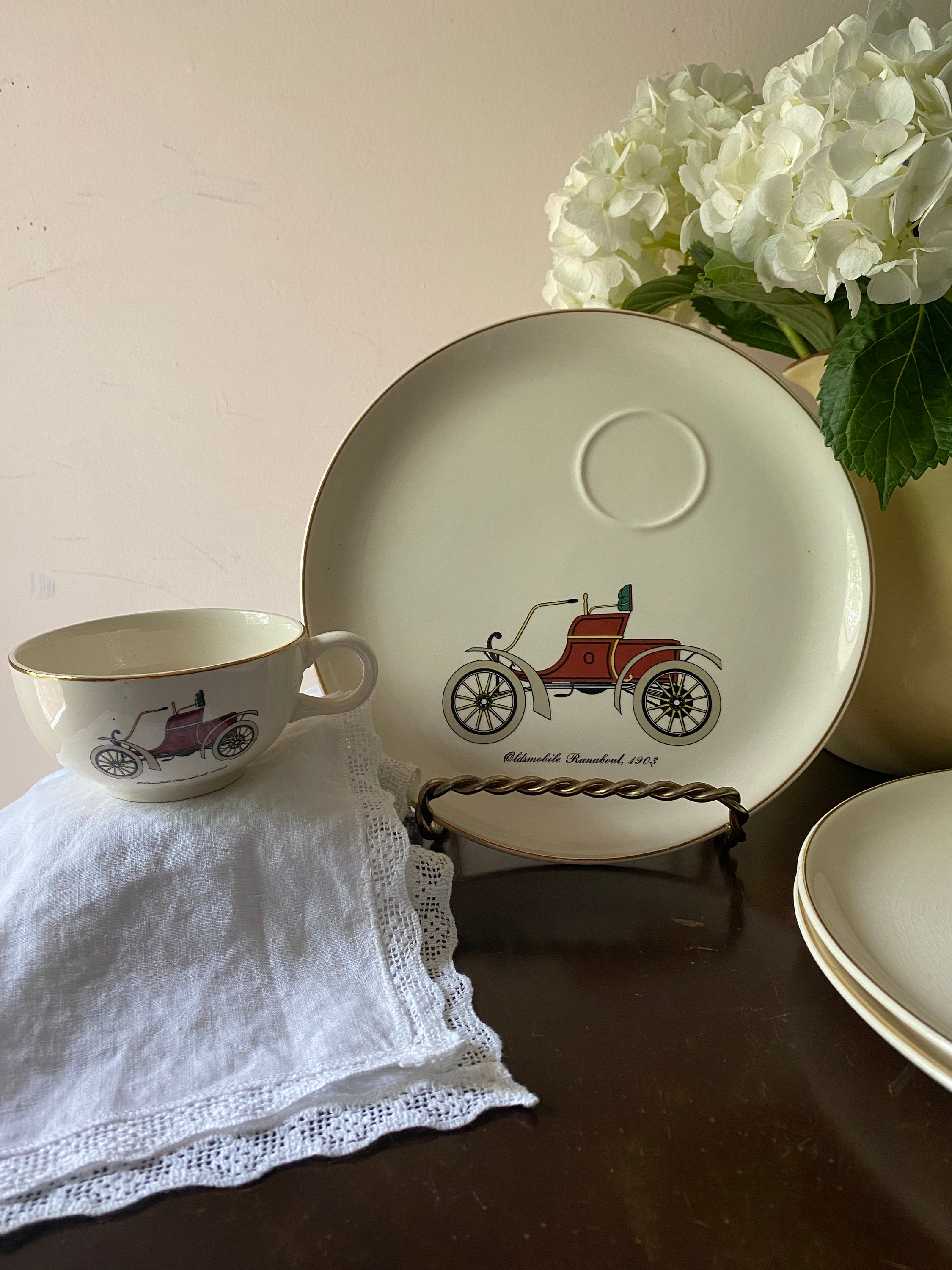 Charming SLM 436 Salem Old Auto Vintage 1960s China 23K Gold Plates, Cups,  Coffee Pot for Gift, Retro Bar Decor, Man Gift, Party, Car Lover 