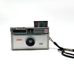 Vintage Kodak Instamatic 100 Camera, 70s Decor And Old Film Memorabilia, Collectable Cameras, Untested