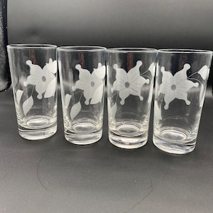 コレクション 1980s Etched  Hawaiian Flower Glasses コレクション 1980s Etched Hawaiian Flower Glasses Set of 4