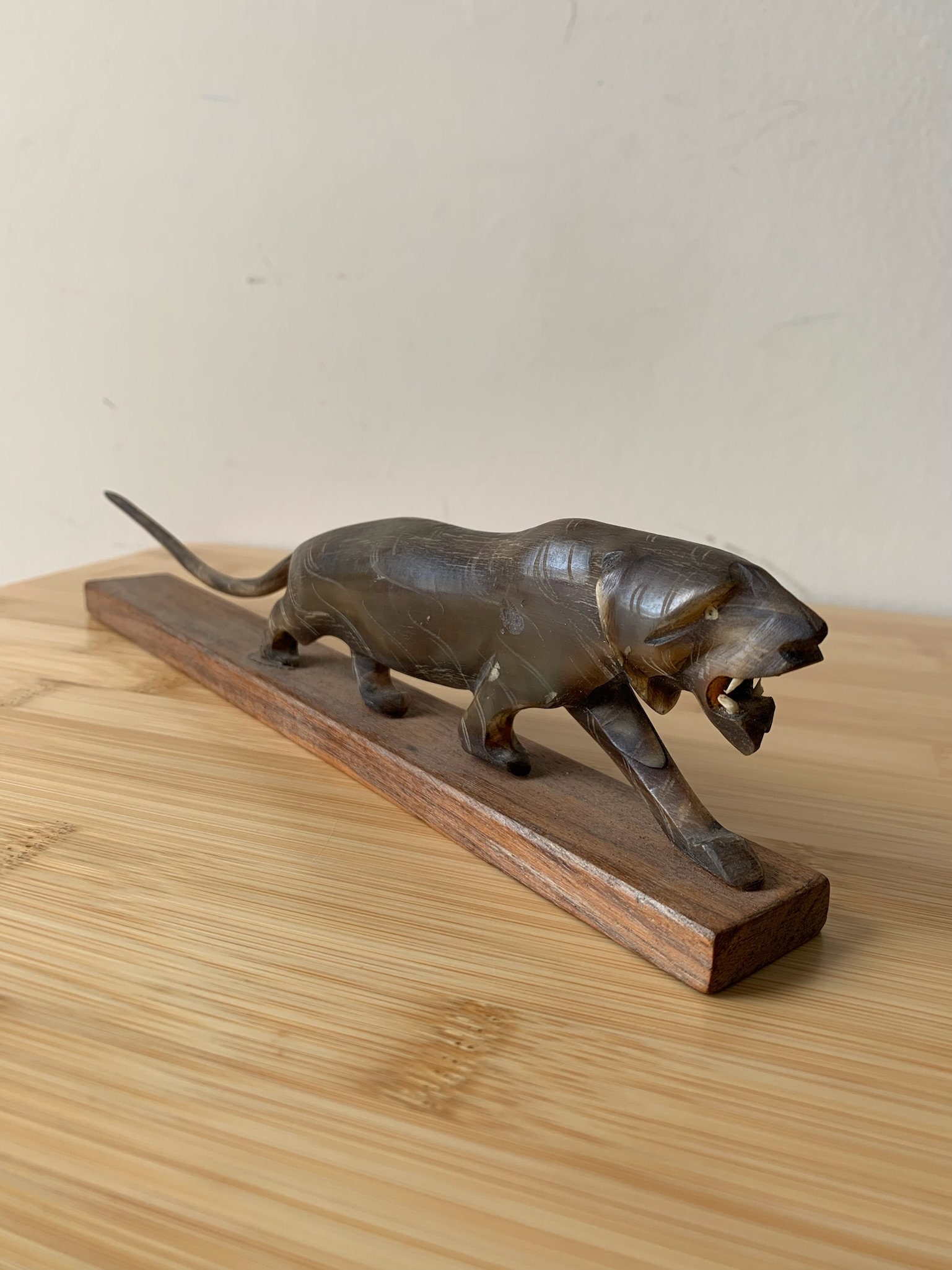 SALE Carved Horn Jungle Cat Tiger Jaguar on Thin Flat Wood