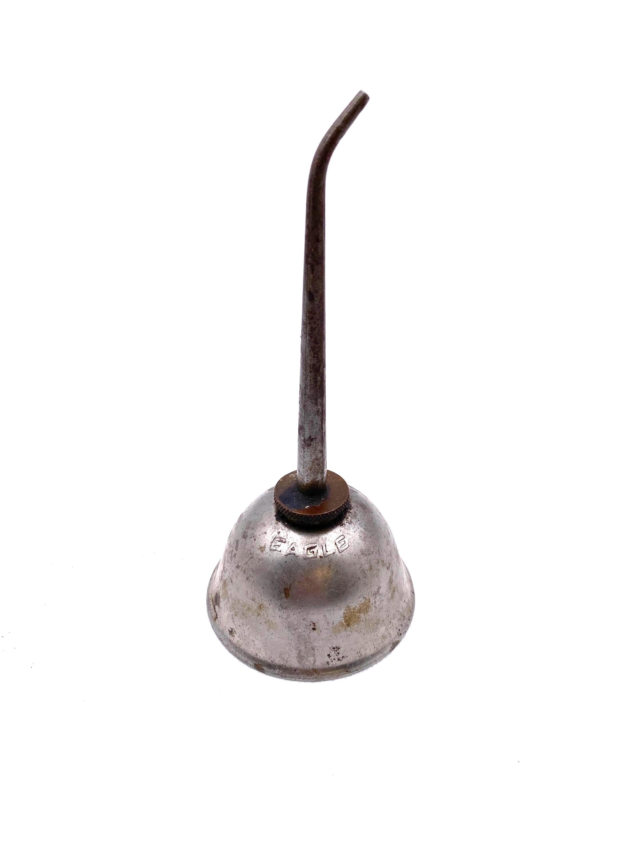 Oil can 1930's 頃　アンティーク Vintage 1930s-1940s Eagle Thumb Oil Can With Angled Nozzle, 7.5