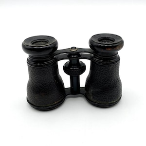 Antique French Opera Glasses: LeMair Fabt Paris, c. 1880s