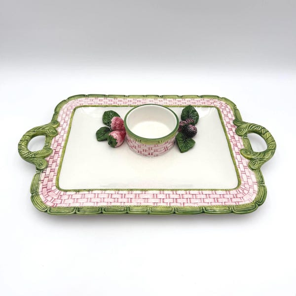 Vintage Italian Majolica Strawberry Trompe L’oeil Chip and Dip Platter