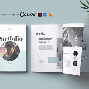 Puede incluir: Un diseño de portafolio con un retrato de un hombre con sombrero en la portada. Las páginas abiertas muestran texto y una foto. Las palabras "Fully Customisable in: Canva" están en la parte superior.