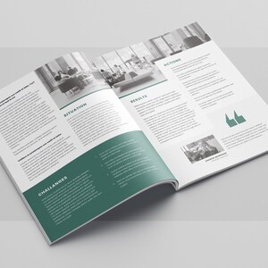 Op de afbeelding: Een open boek met een groen-wit kleurenschema. Het boek bevat tekst over een zakelijke situatie, uitdagingen, acties en resultaten. De tekst bevat de woorden "Situatie", "Uitdagingen", "Acties" en "Resultaten".