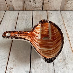 Separador de salsa vintage; Jarra para salsas de grasa y magra West Country, de cerámica de granero pintada a mano*