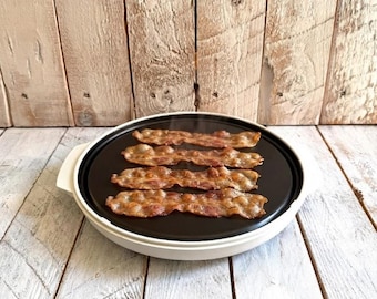 ビンテージ電子レンジグリルパン；レトロなオフホワイトの丸型ノンスティック焼き付け＆クリスプクッカー